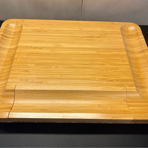 Home Euphoria Bamboo Charcuterie Cheese Board with Knives[NWT] - Picture 7 of 10